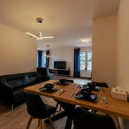 Luksusowy Polanki Park Z Krytym Basenem Колобжег